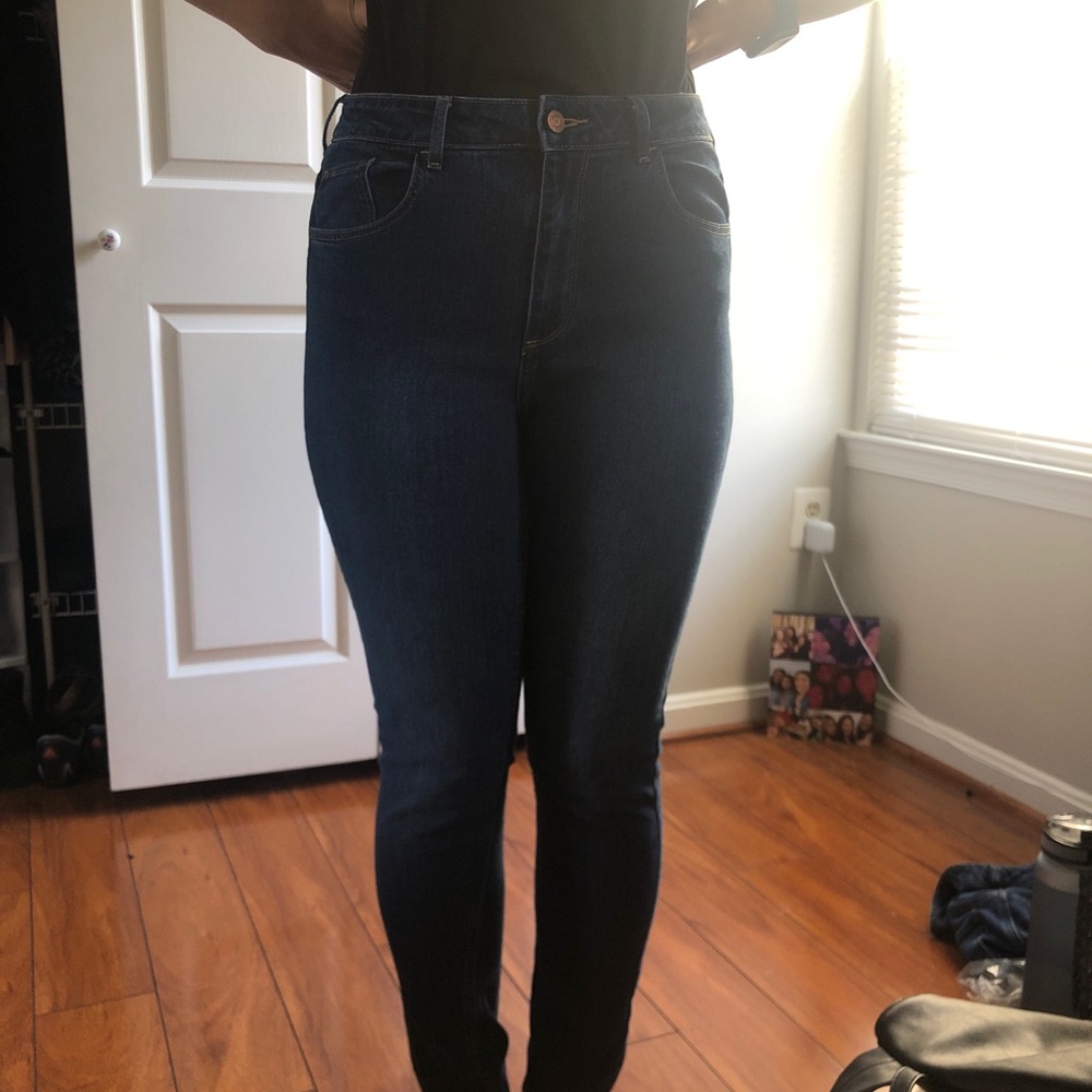 Blue High-Waisted Skinny Jeans